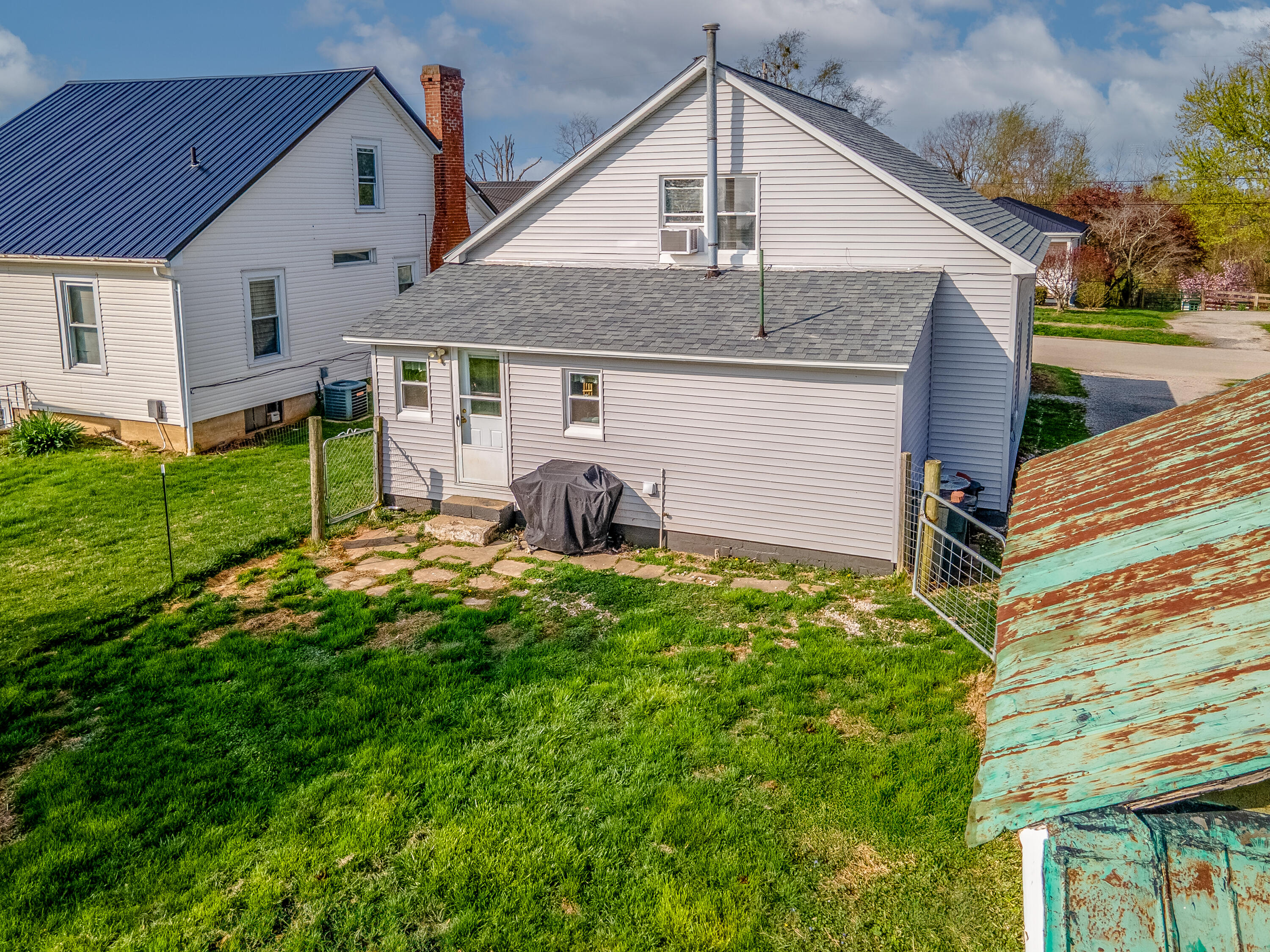 128 Bath Avenue