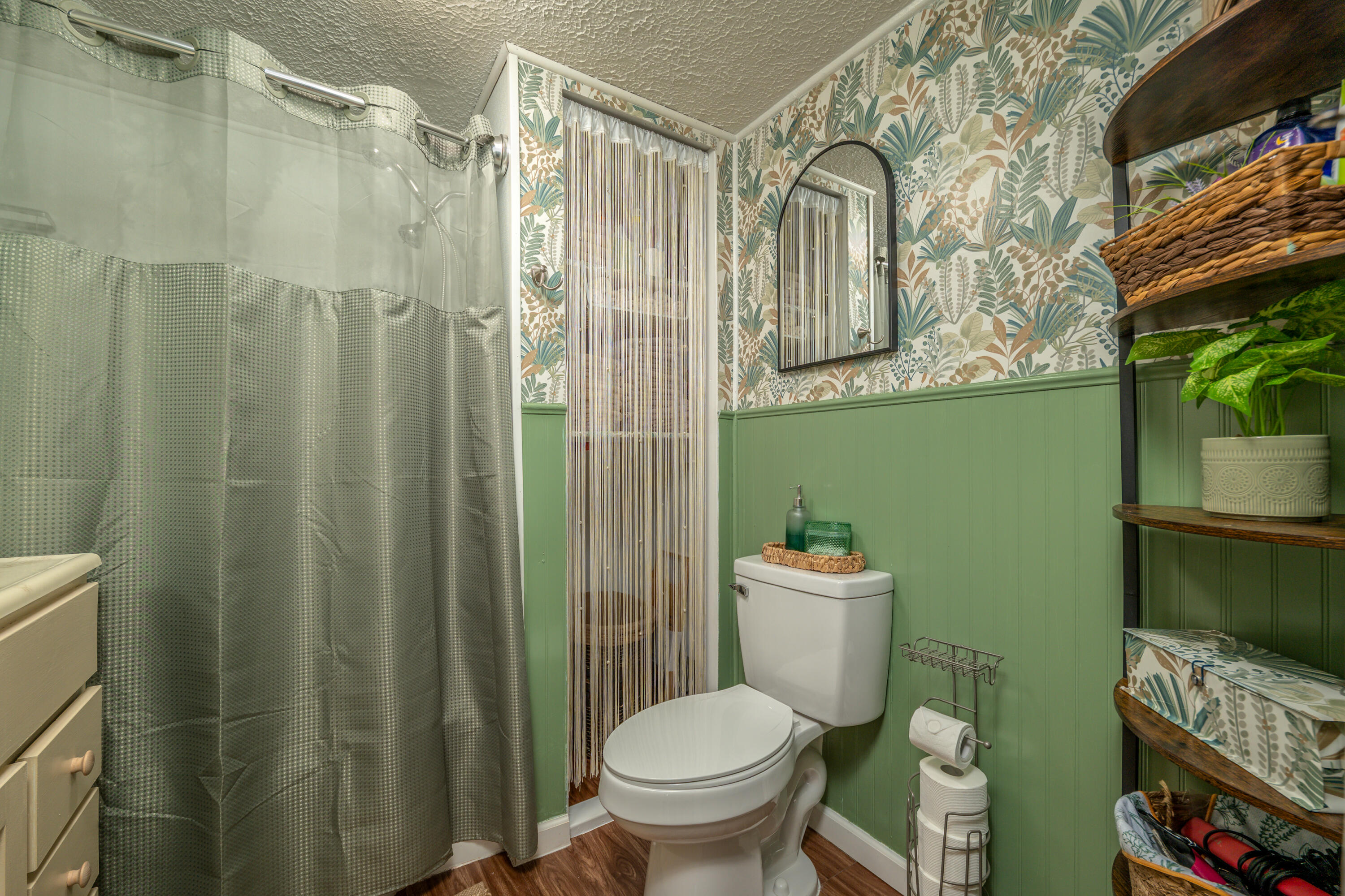 128 Bath Avenue
