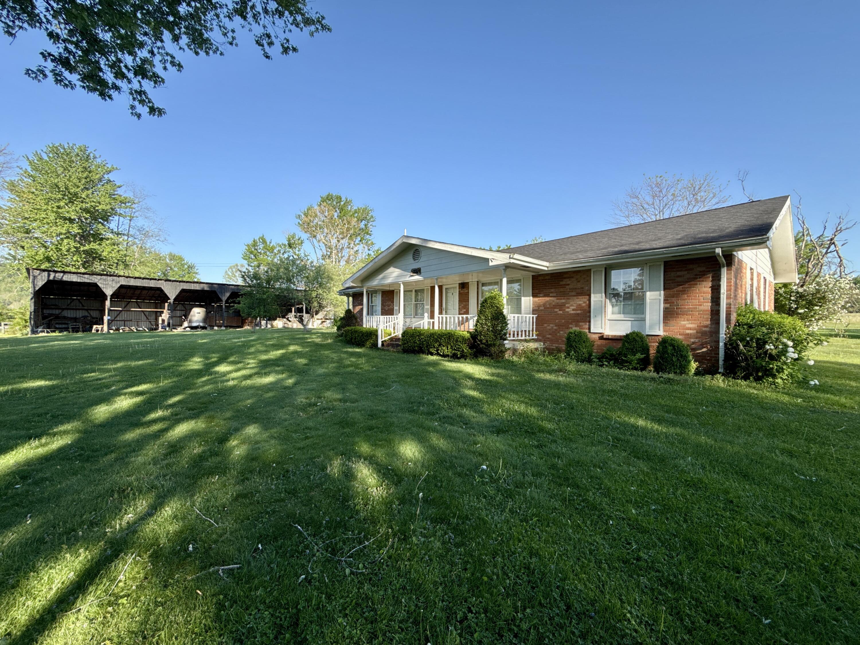 6651 S Highway 211
