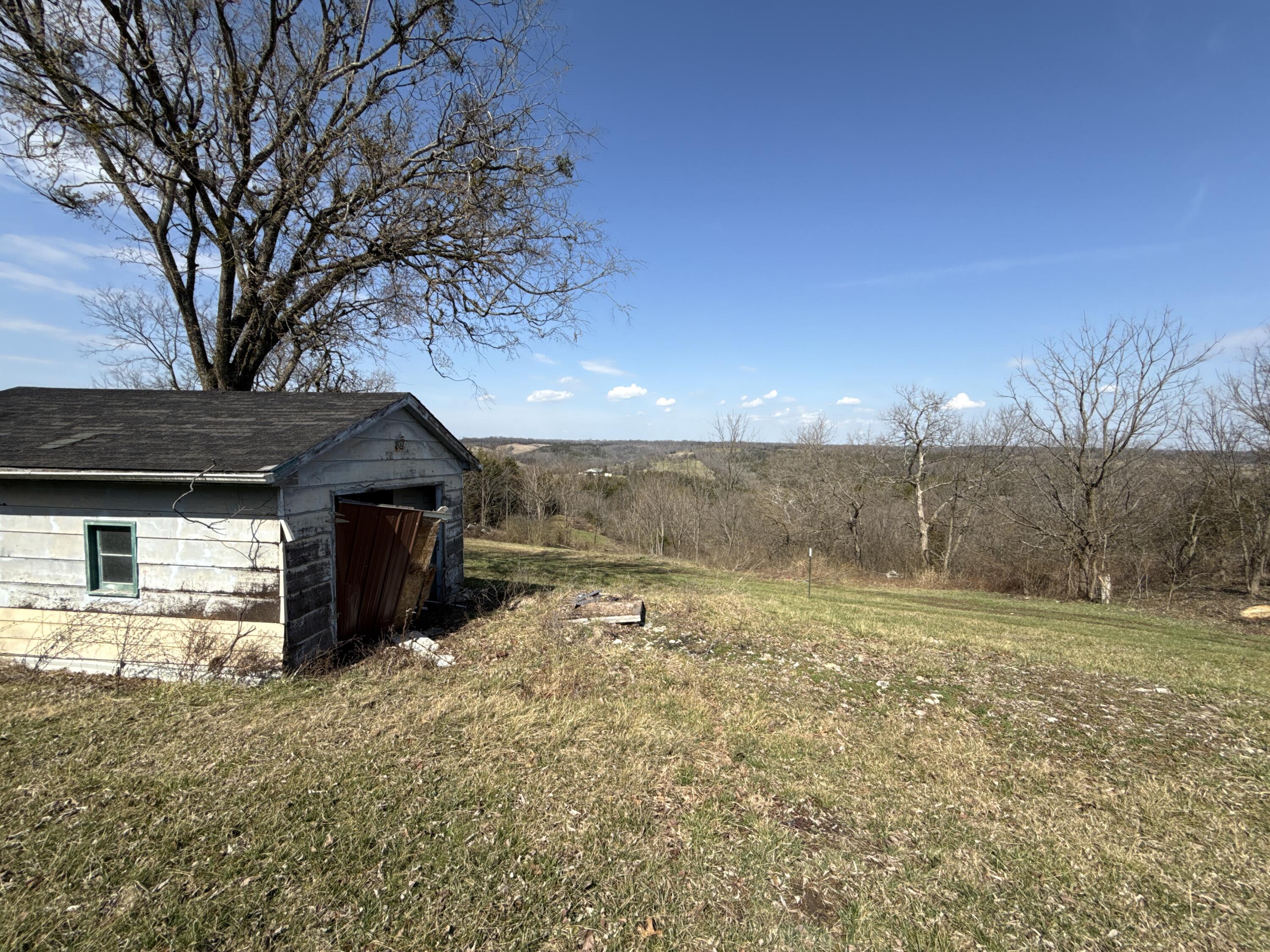 636 E Highway 60