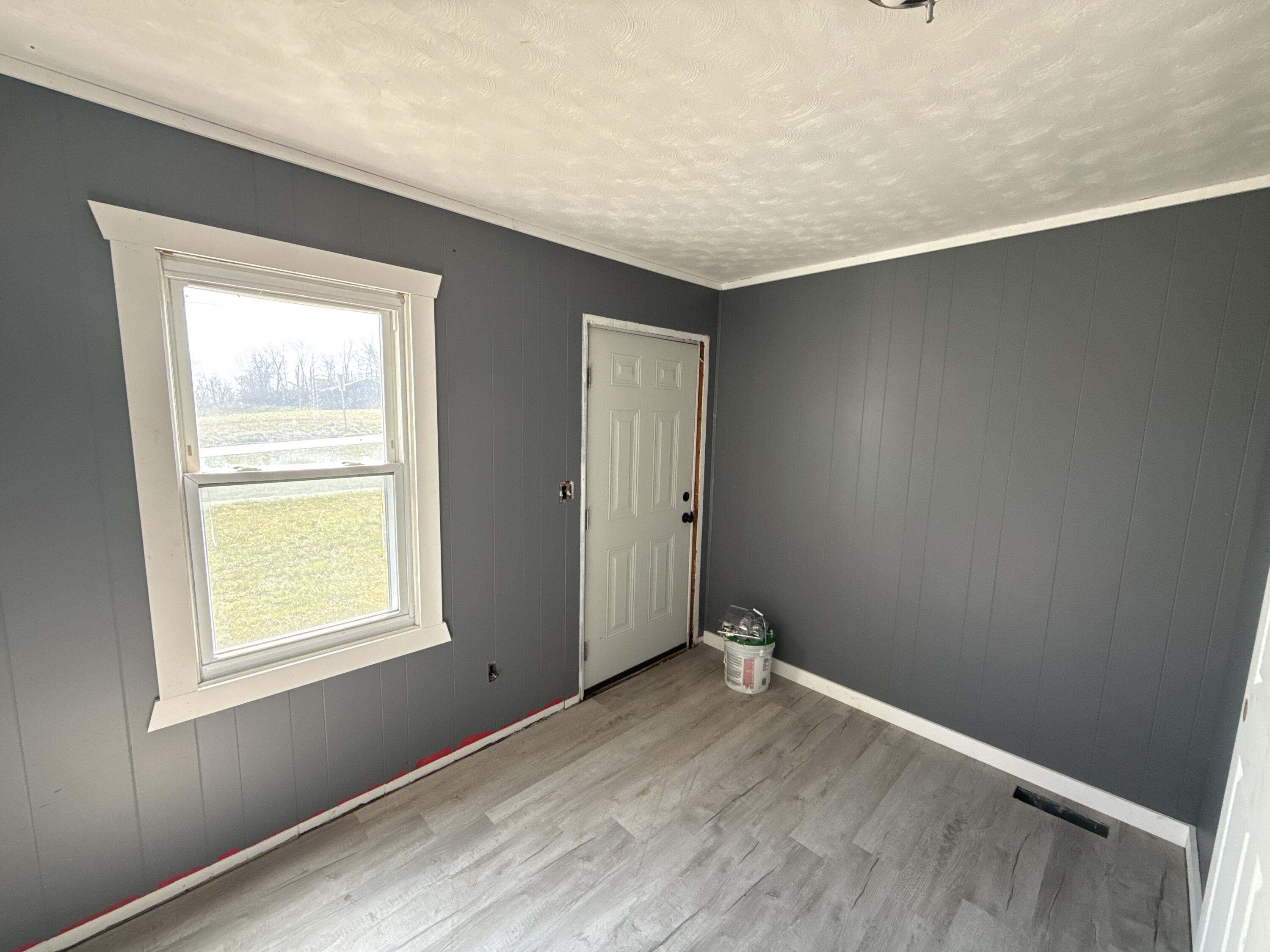 636 E Highway 60