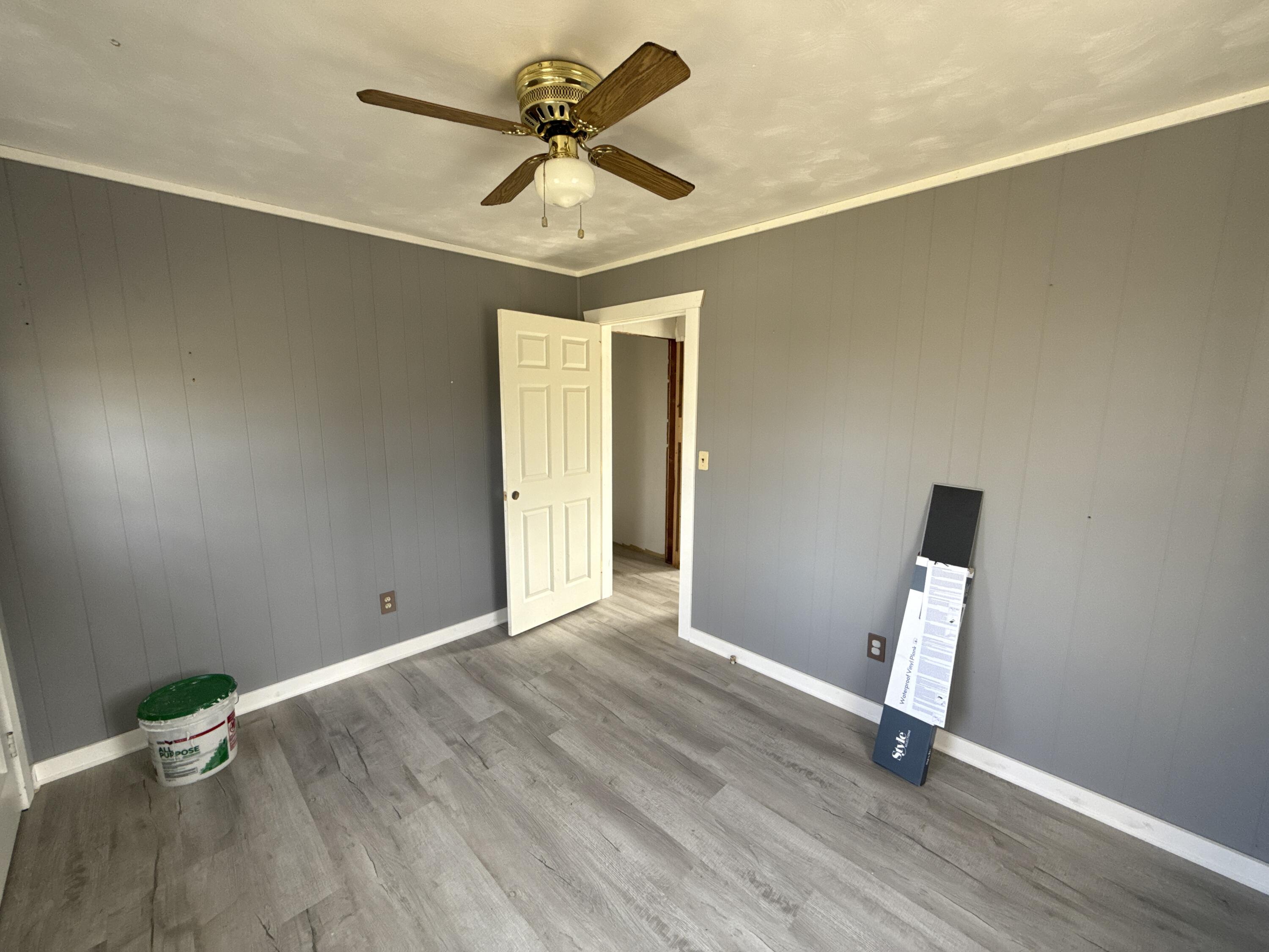 636 E Highway 60