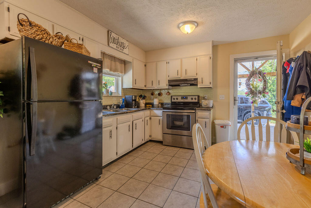 74 Raven Drive