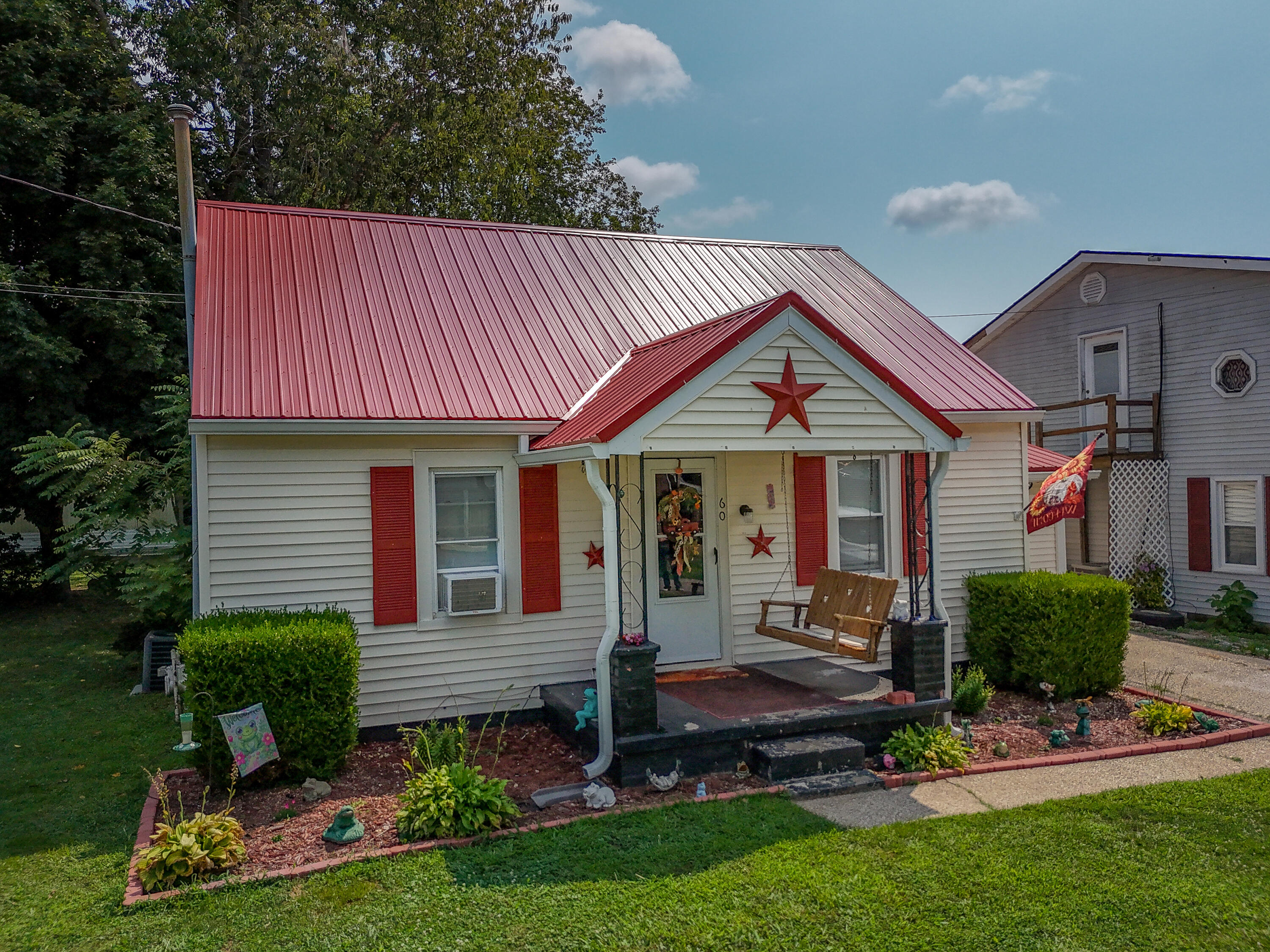 60 Cecil Avenue