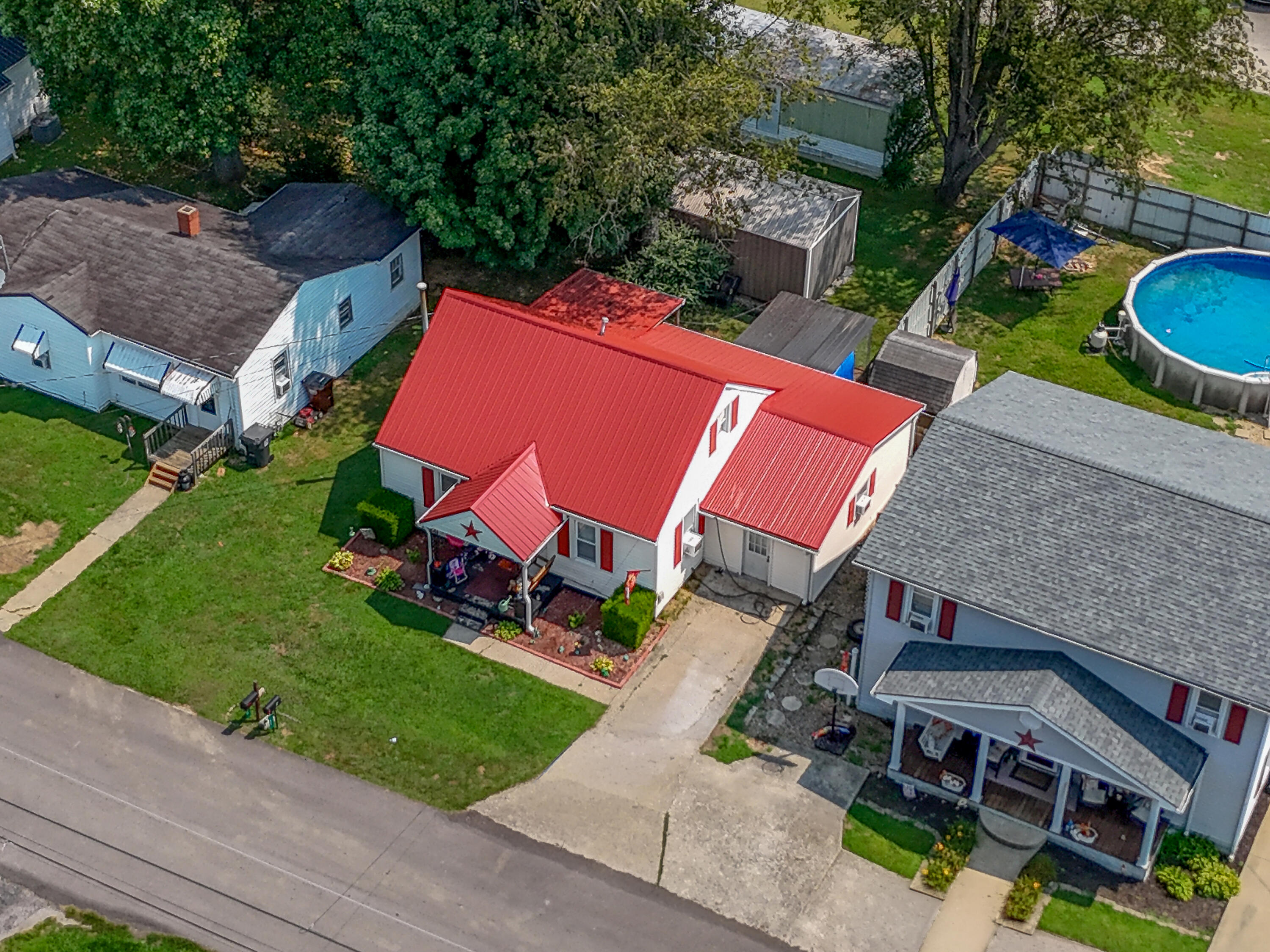 60 Cecil Avenue