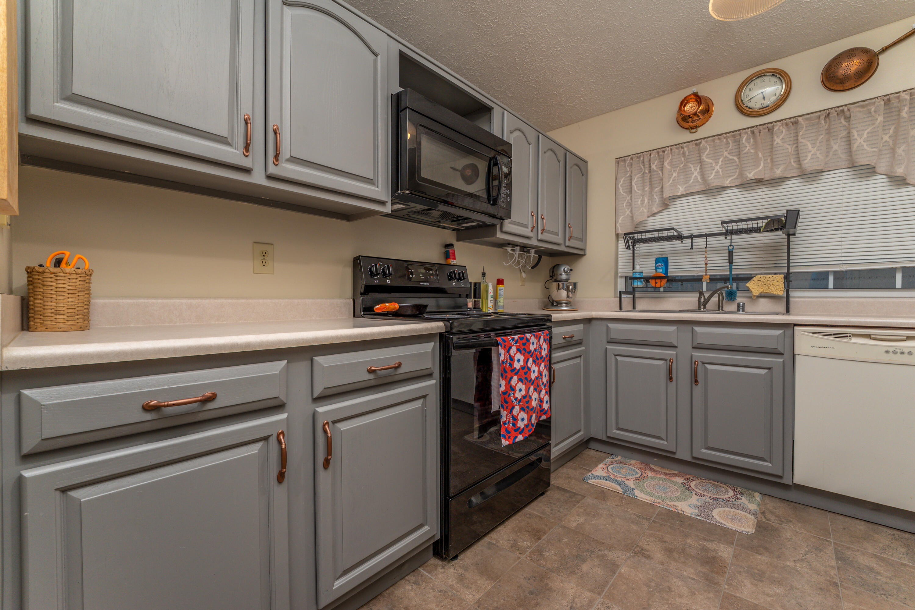 2304 Independence Court