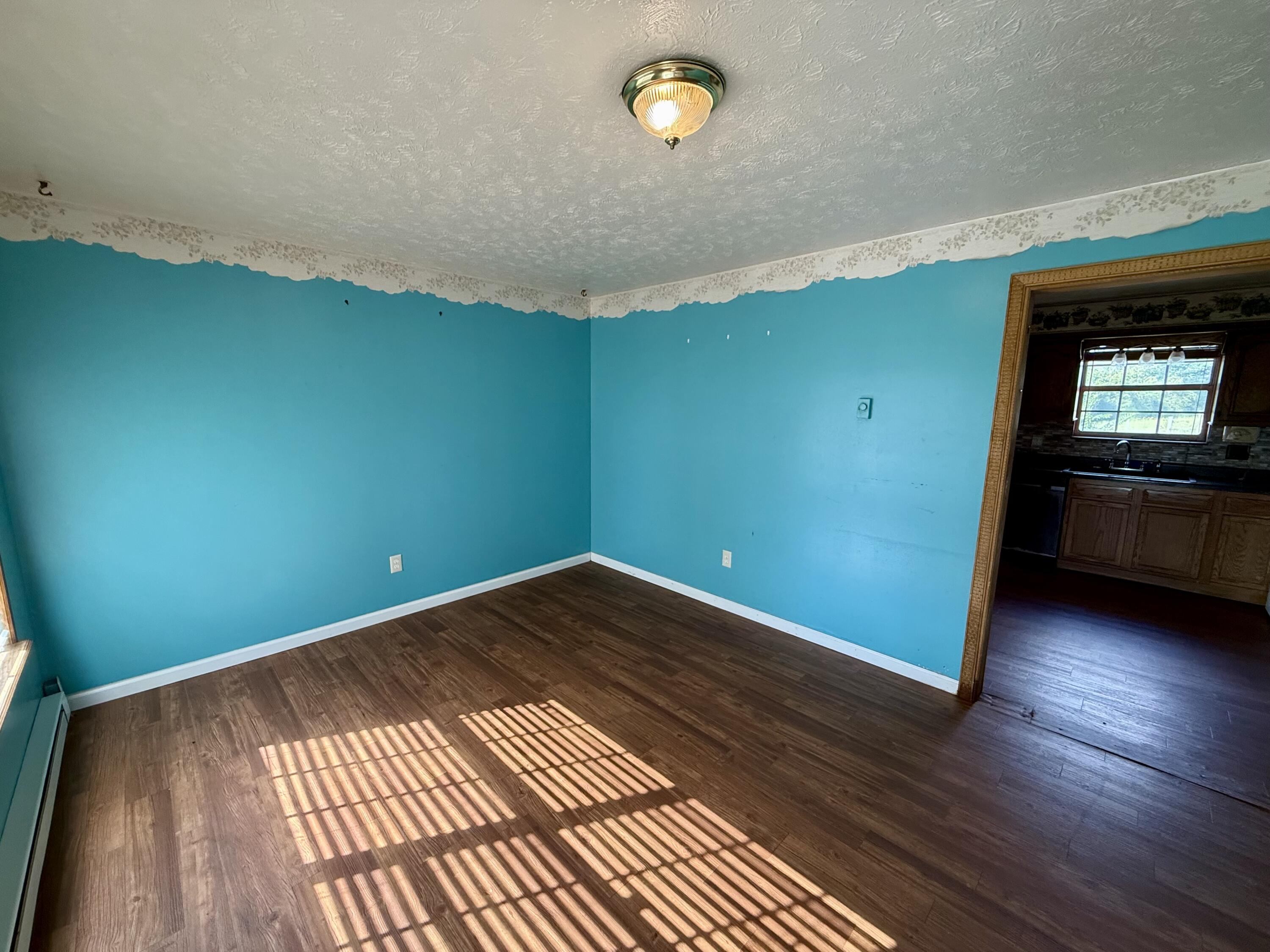 1749 Hart Pike