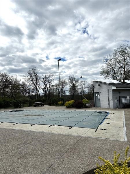 609 Calais Dr 3207