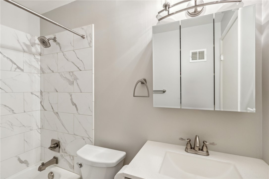 609 Calais Dr 3207