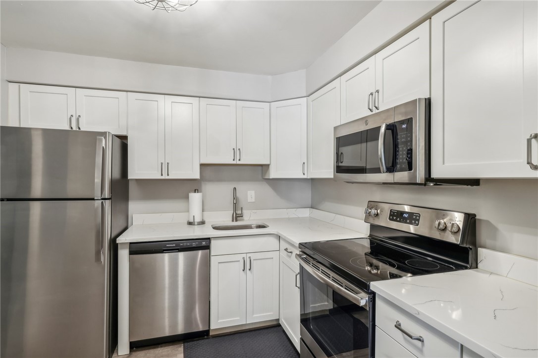 609 Calais Dr 3207
