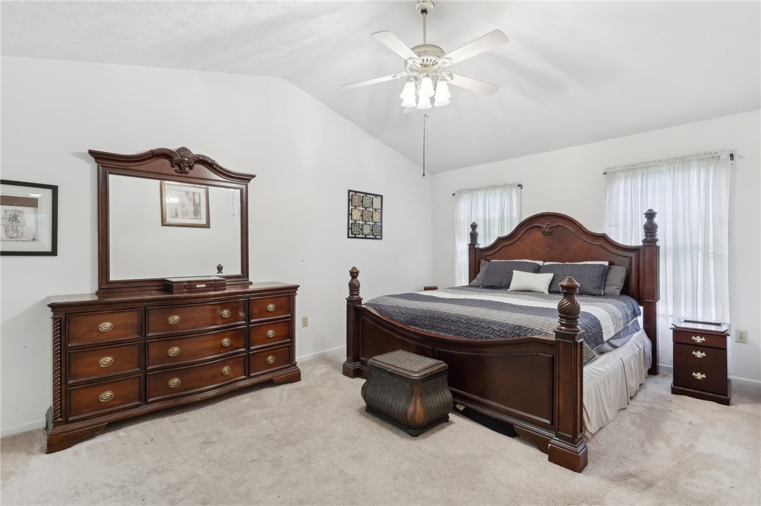 1607 Green View Ct