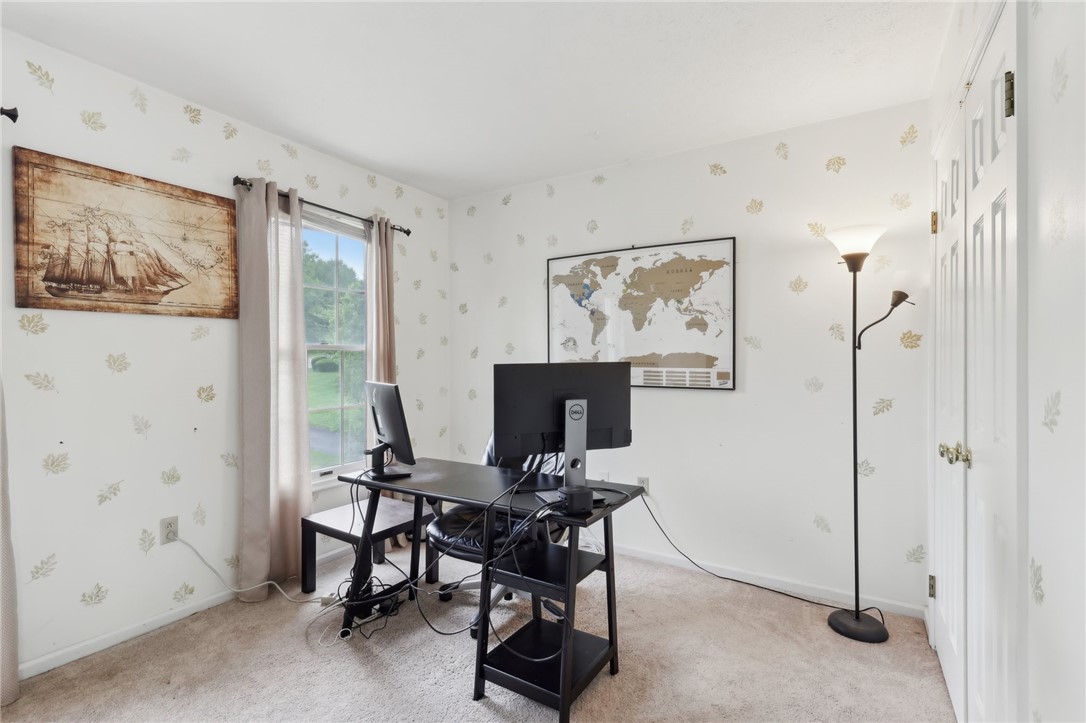 1607 Green View Ct