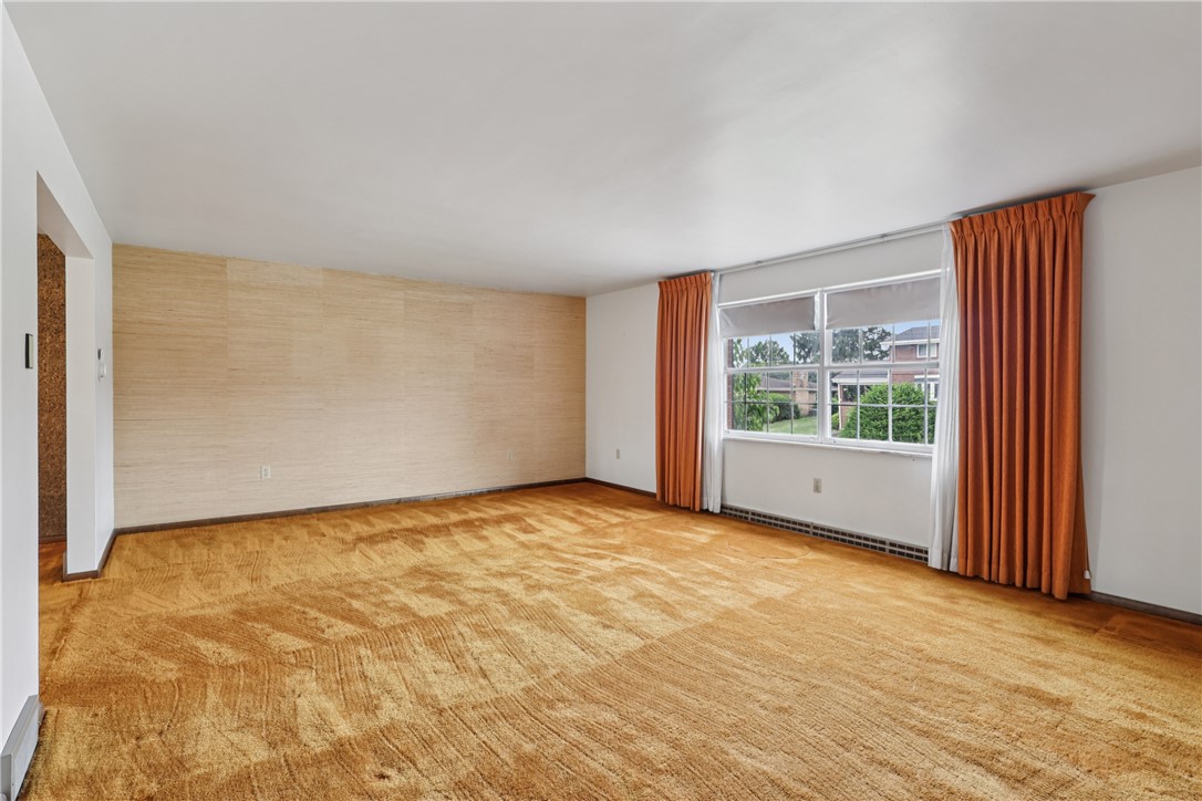 105 Tannen Dr