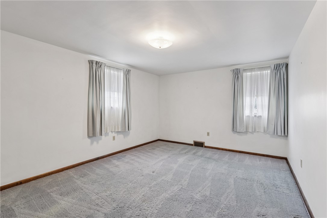 105 Tannen Dr