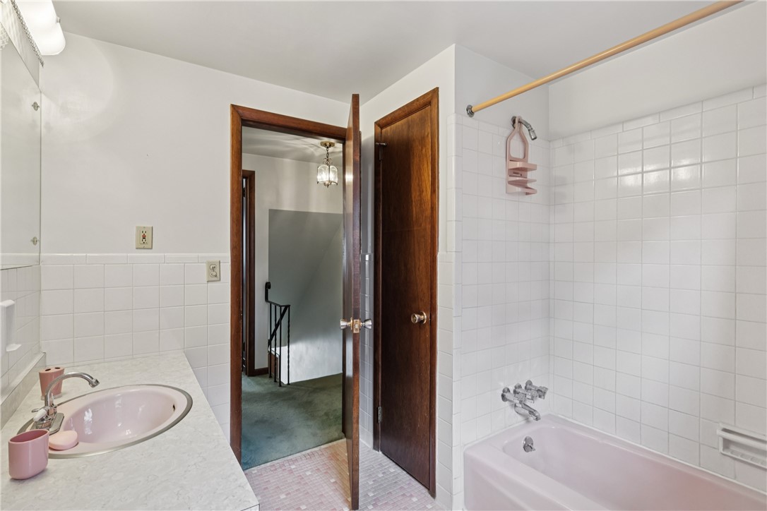 105 Tannen Dr