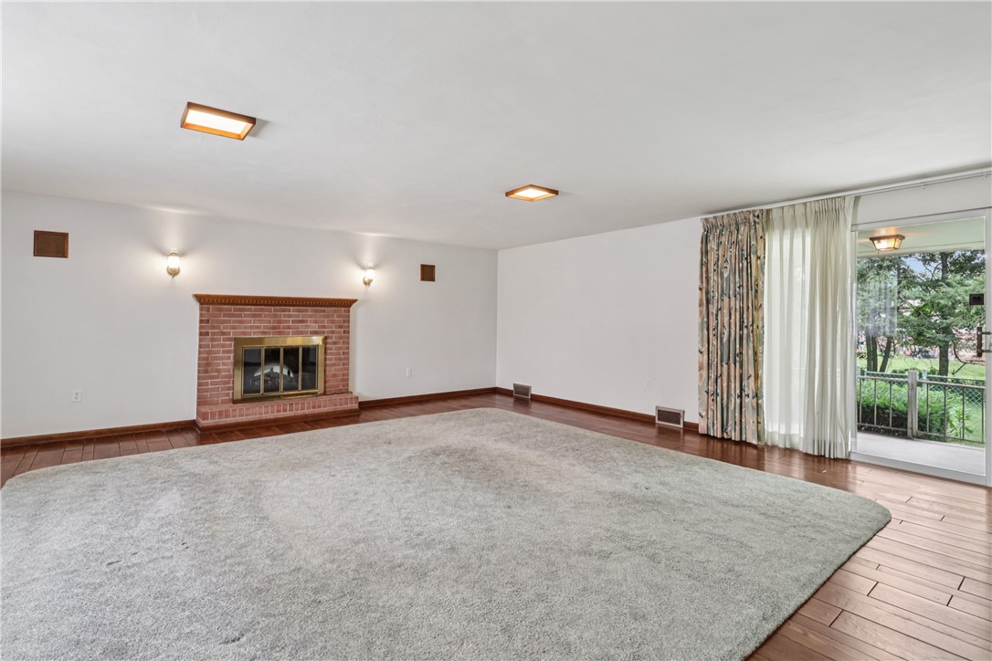 105 Tannen Dr
