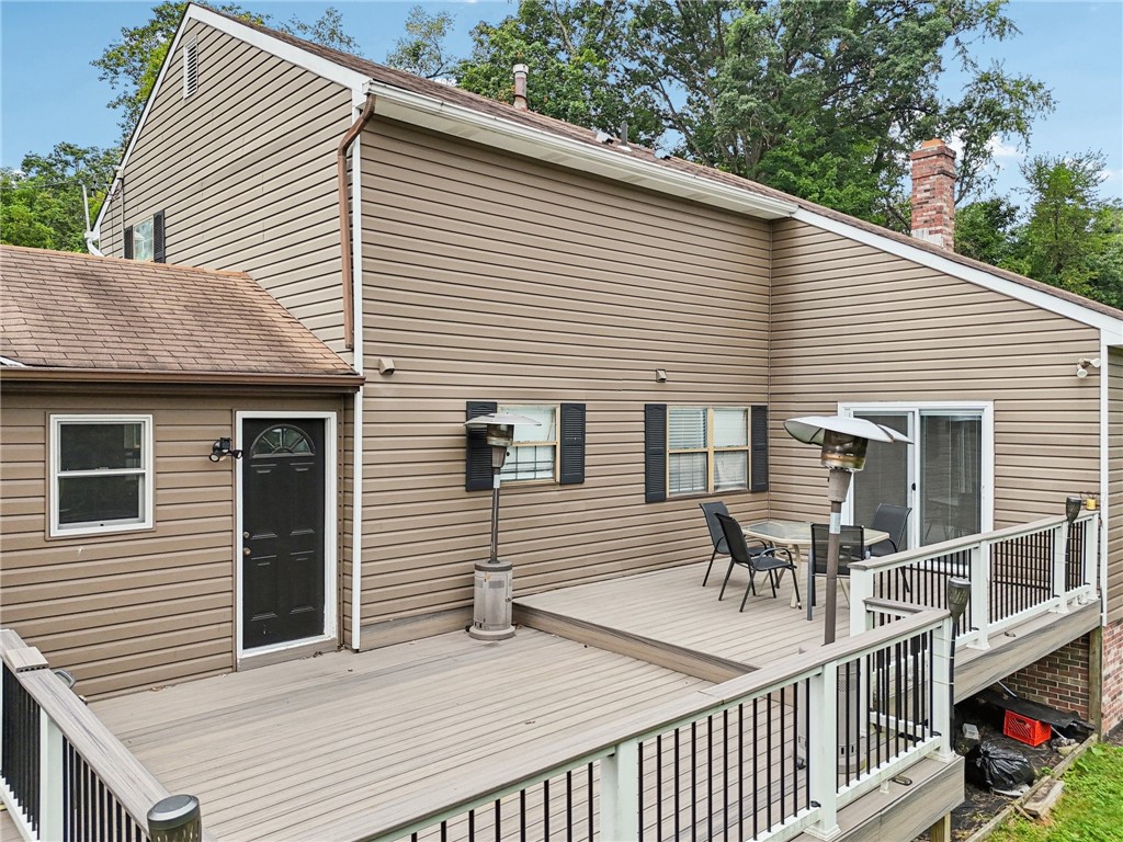 40 Emerson Rd