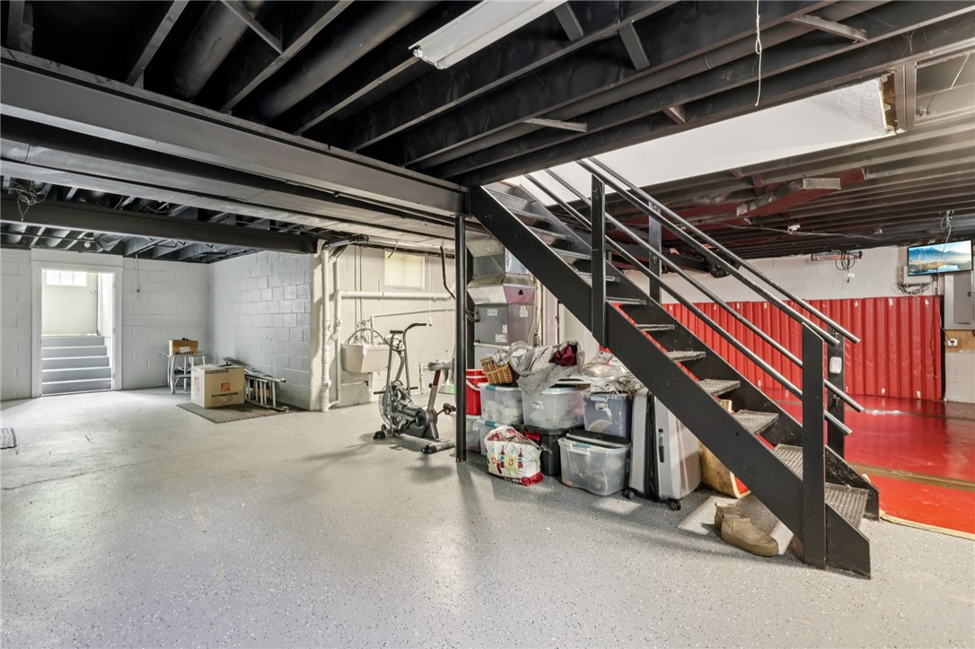40 Emerson Rd