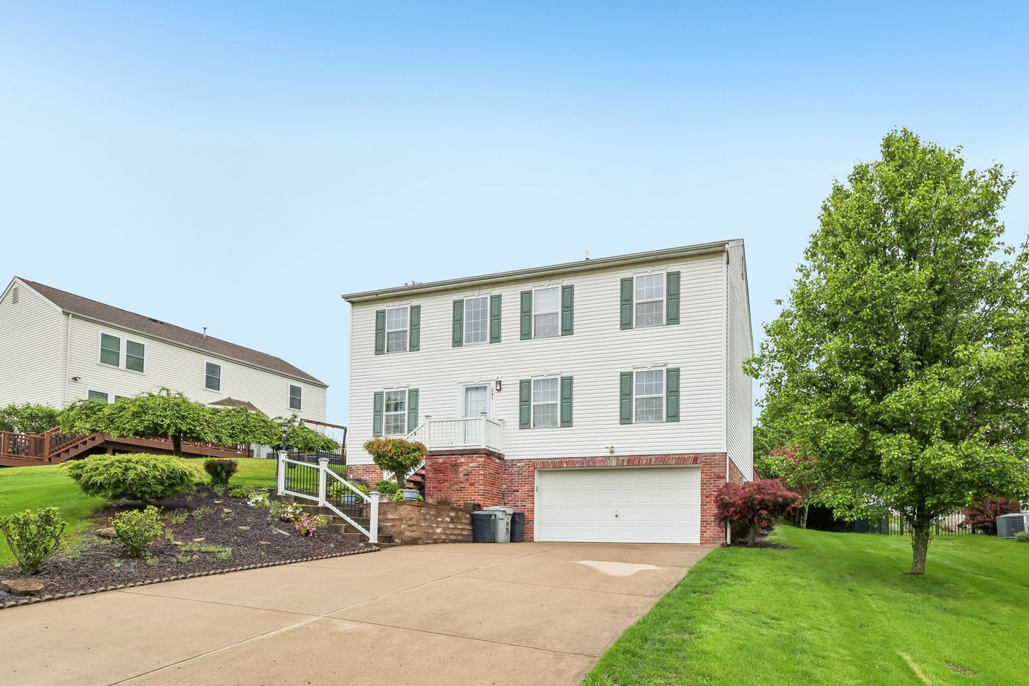 301 Holly Ridge DRIVE