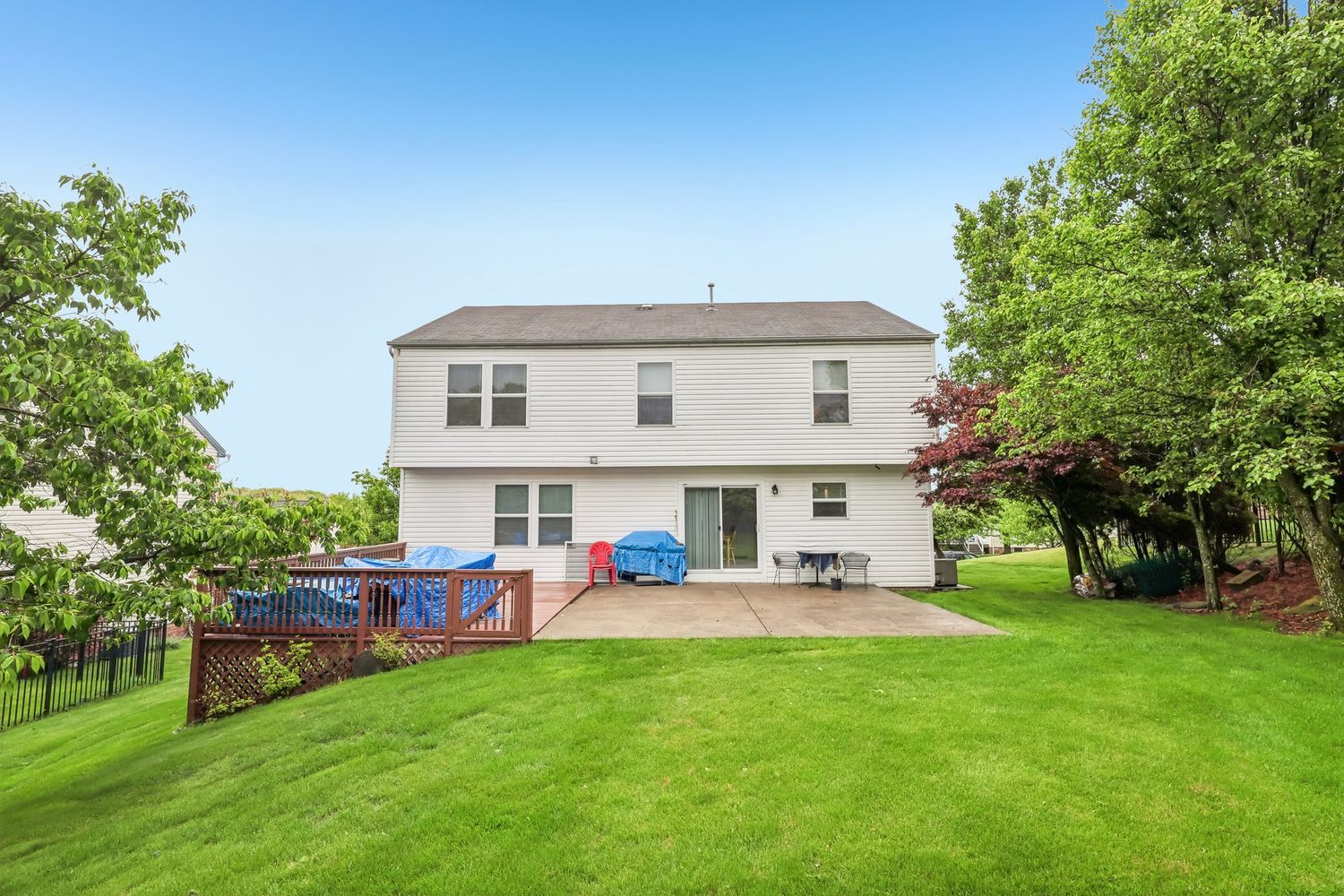301 Holly Ridge DRIVE