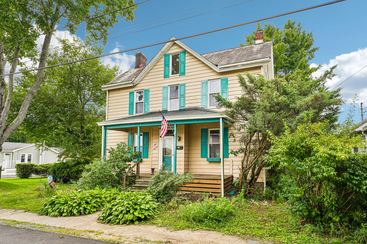 416 E New Castle STREET