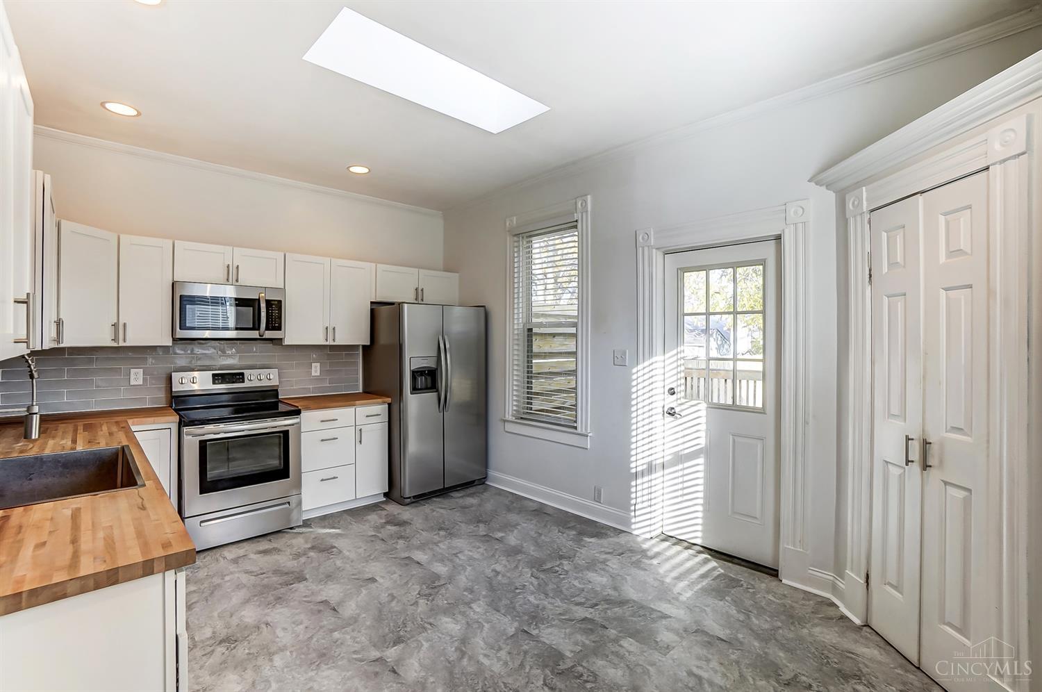 1808 Maple Avenue