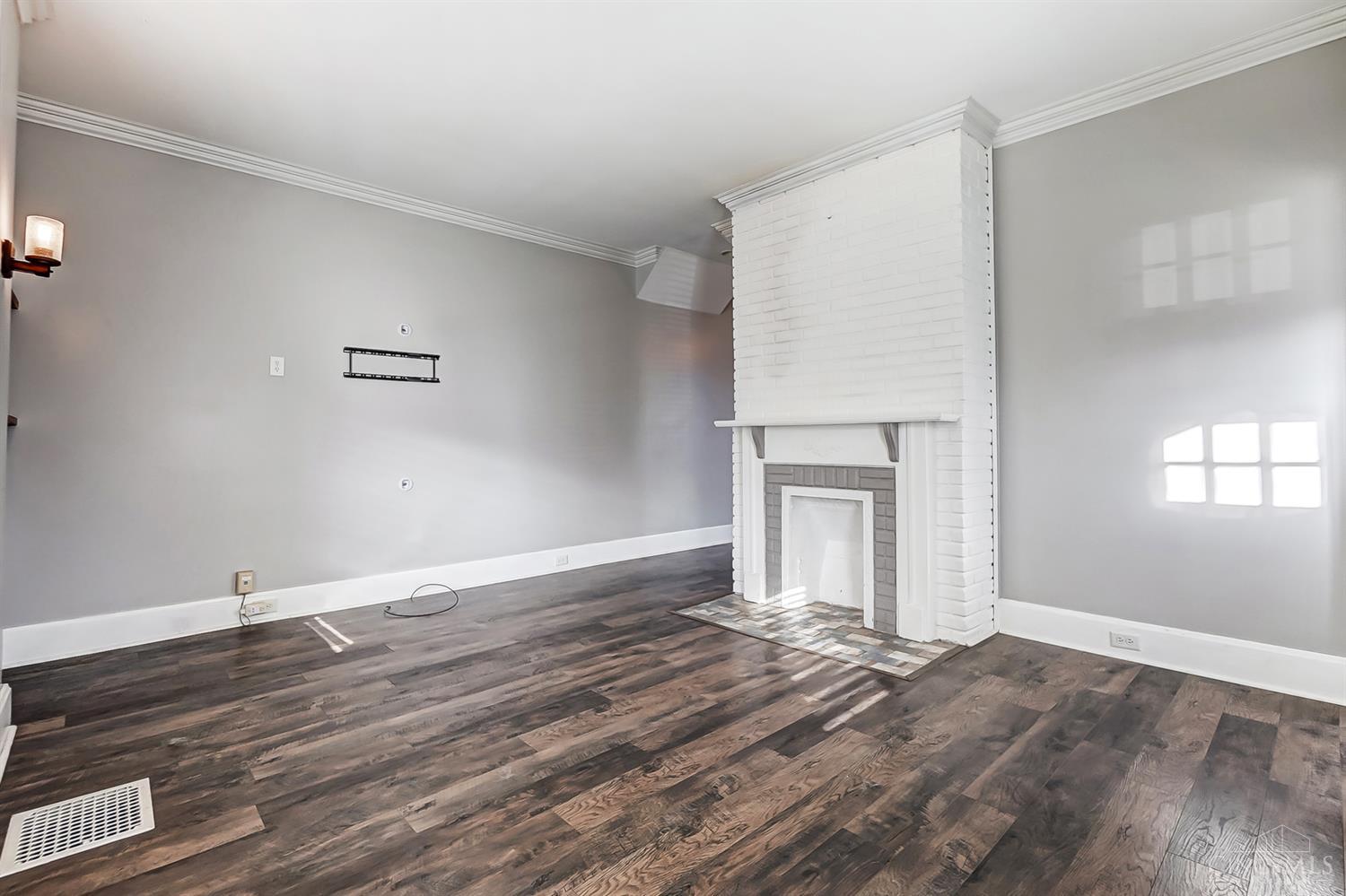 1808 Maple Avenue