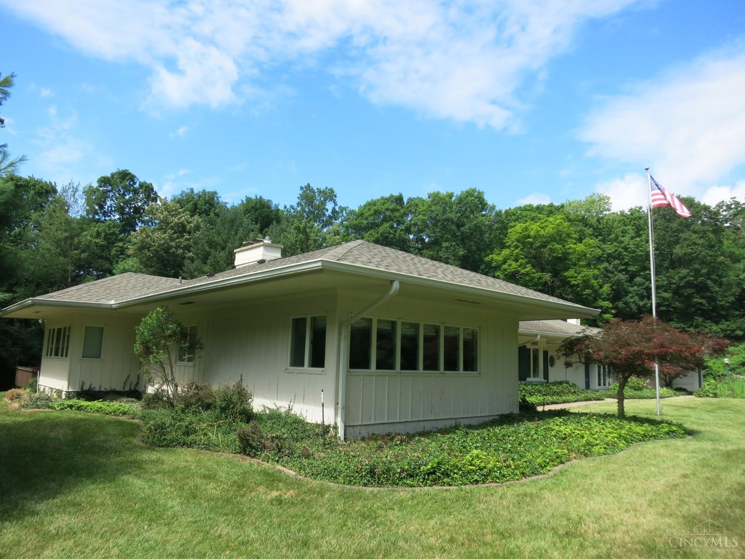 6820 Buttonwood Court