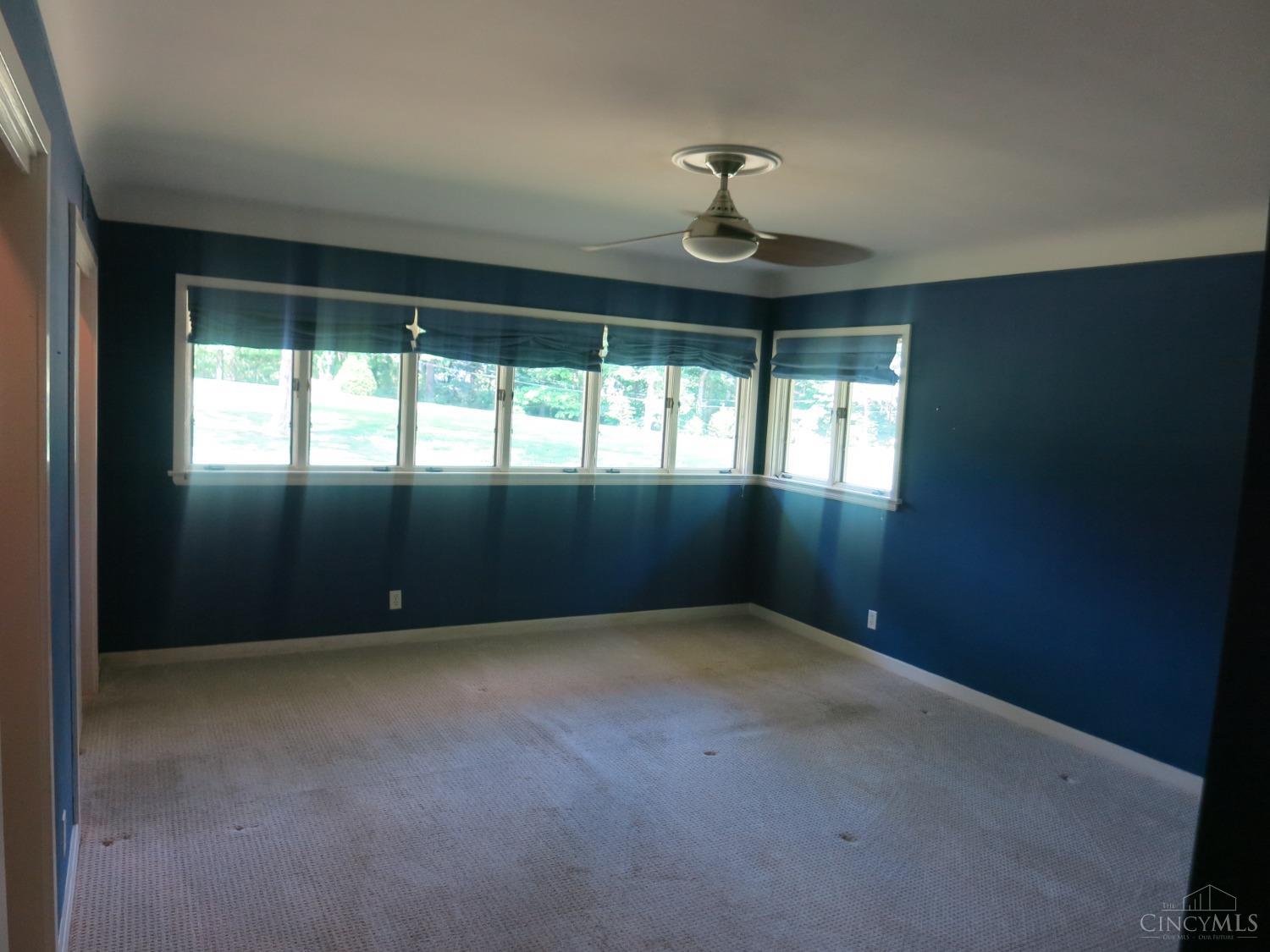 6820 Buttonwood Court