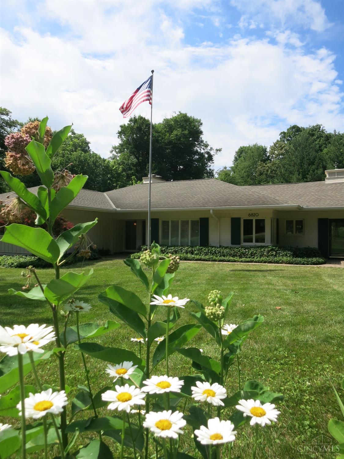 6820 Buttonwood Court