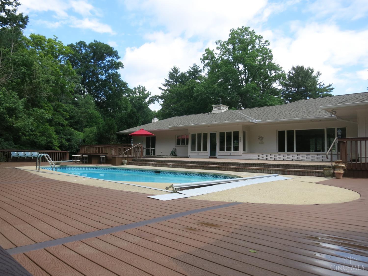 6820 Buttonwood Court