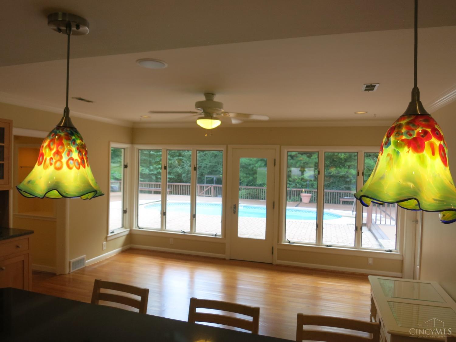 6820 Buttonwood Court