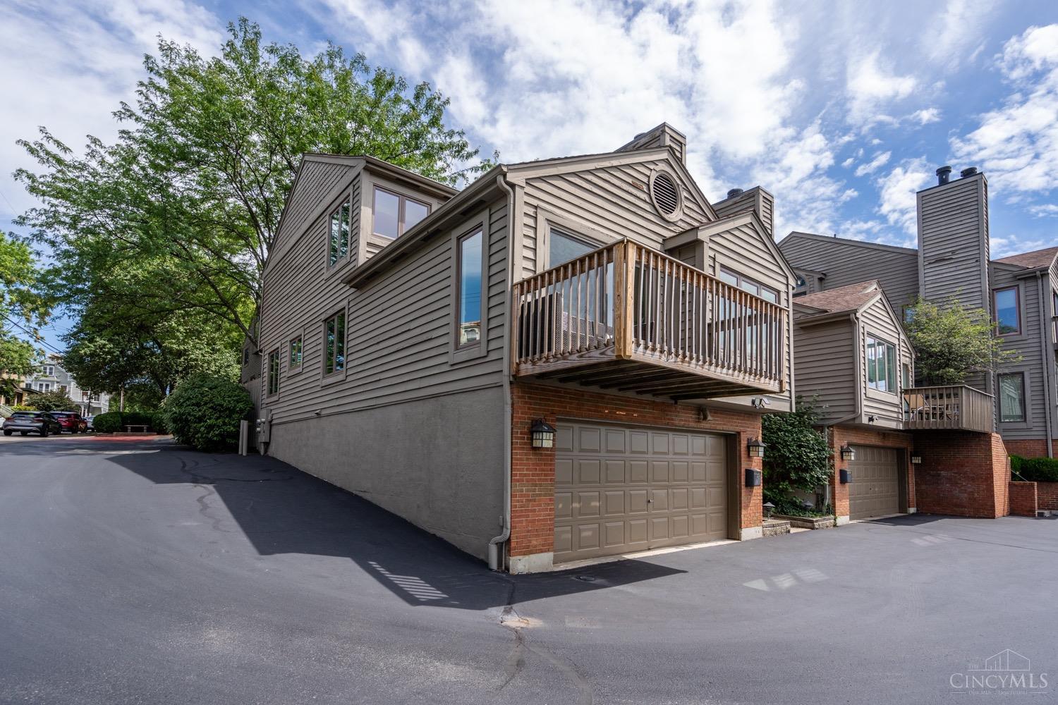 2600 Cleinview Avenue 1