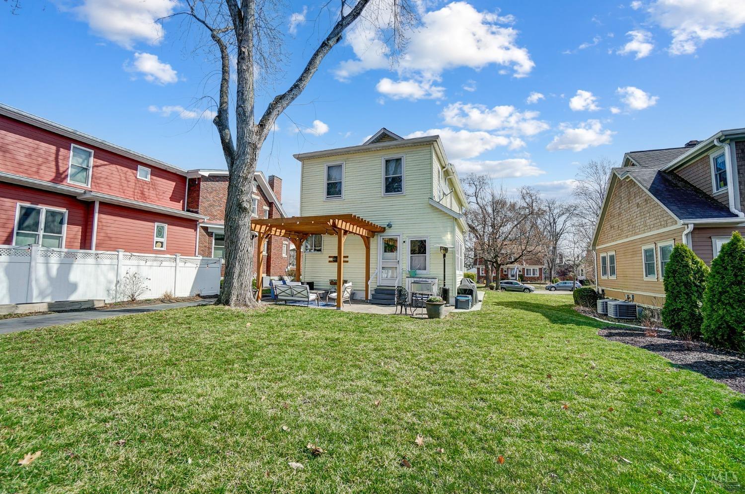 737 Barney Avenue