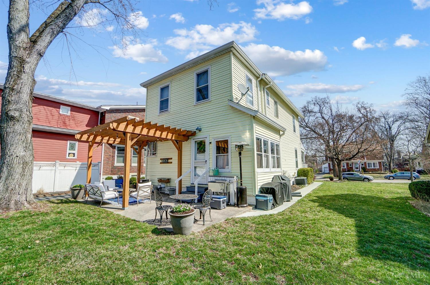 737 Barney Avenue