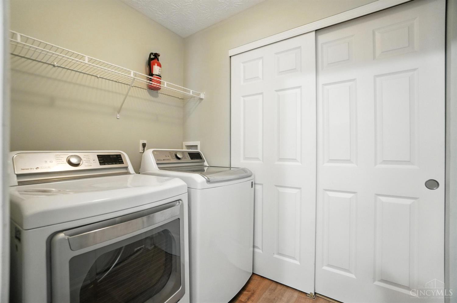 4239 N Gensen Loop