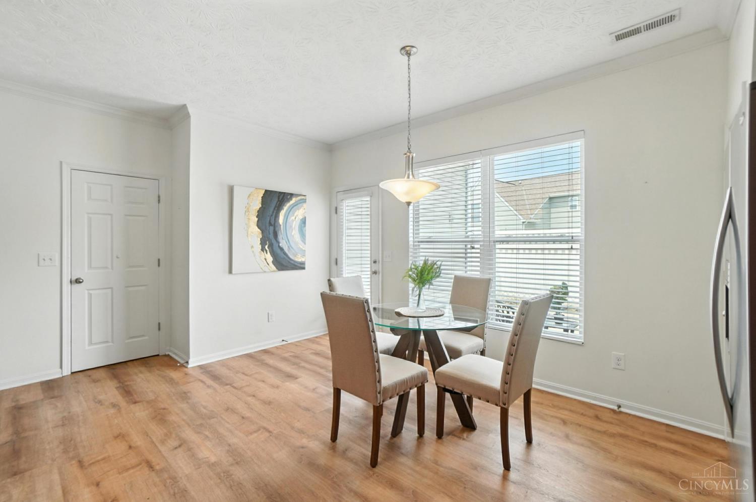 4239 N Gensen Loop