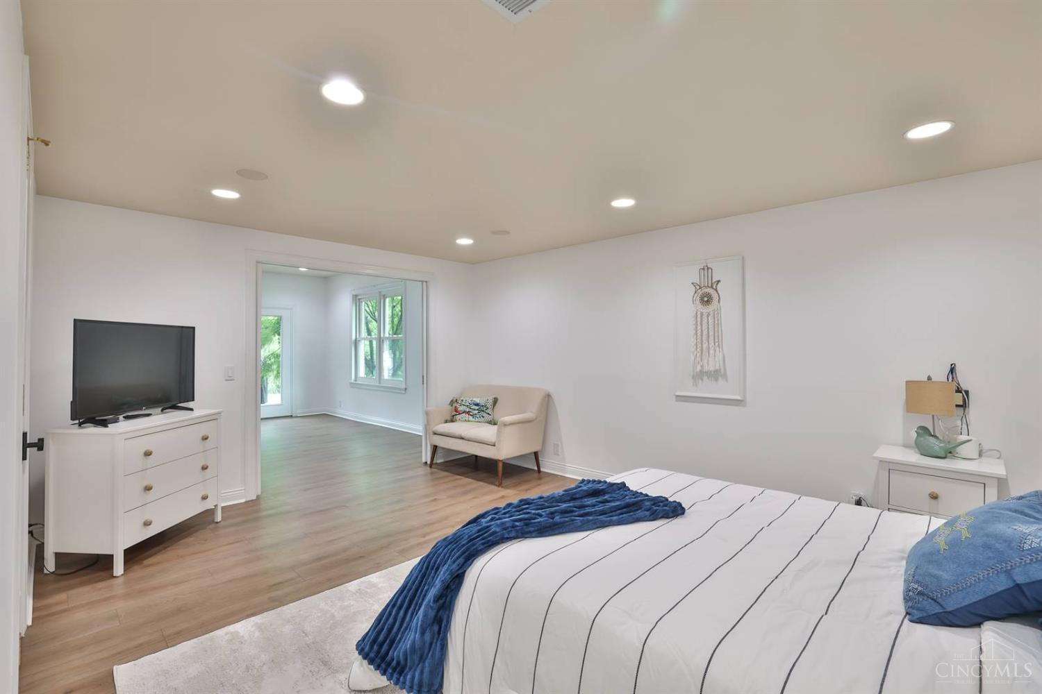 9899 Mistymorn Lane