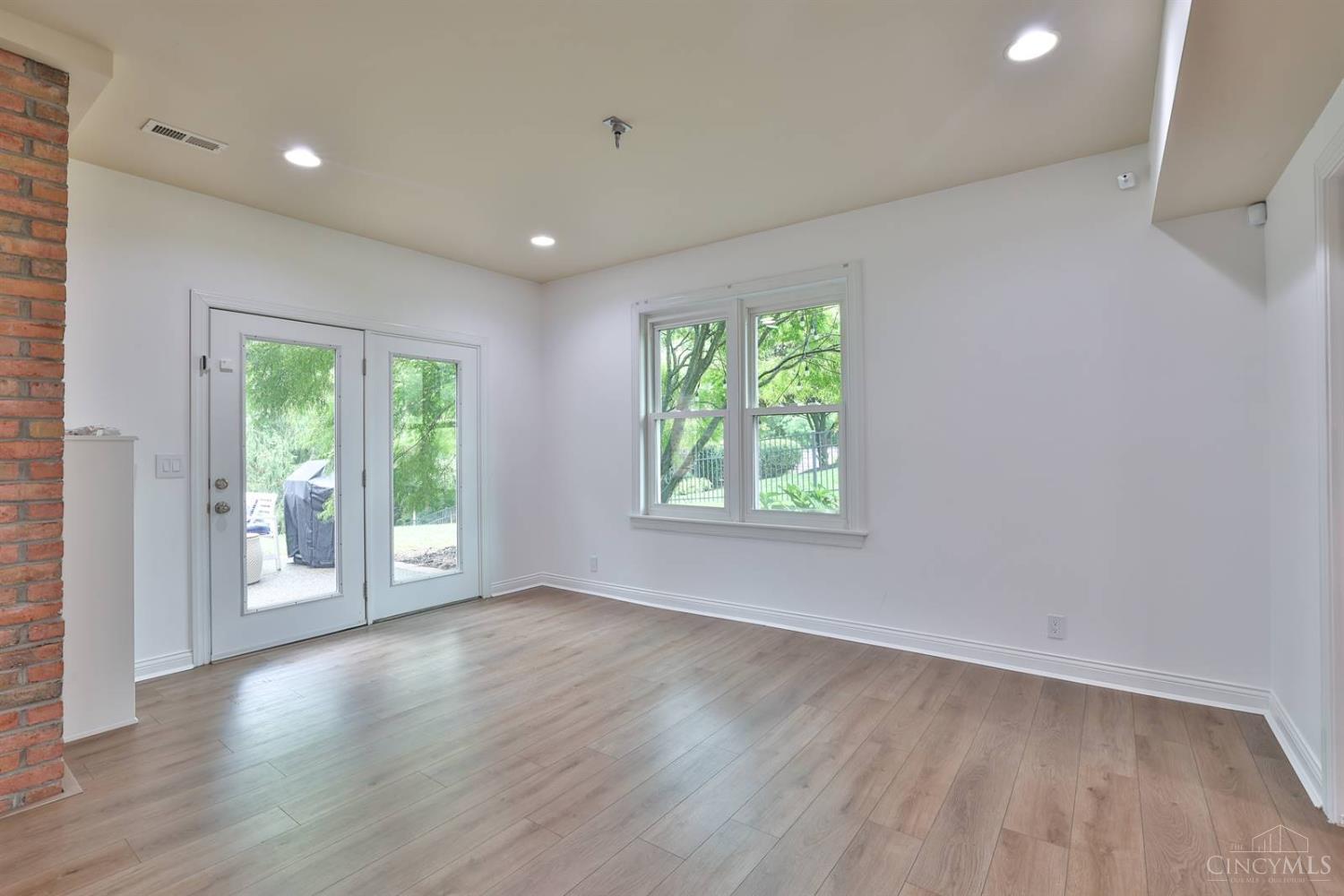 9899 Mistymorn Lane