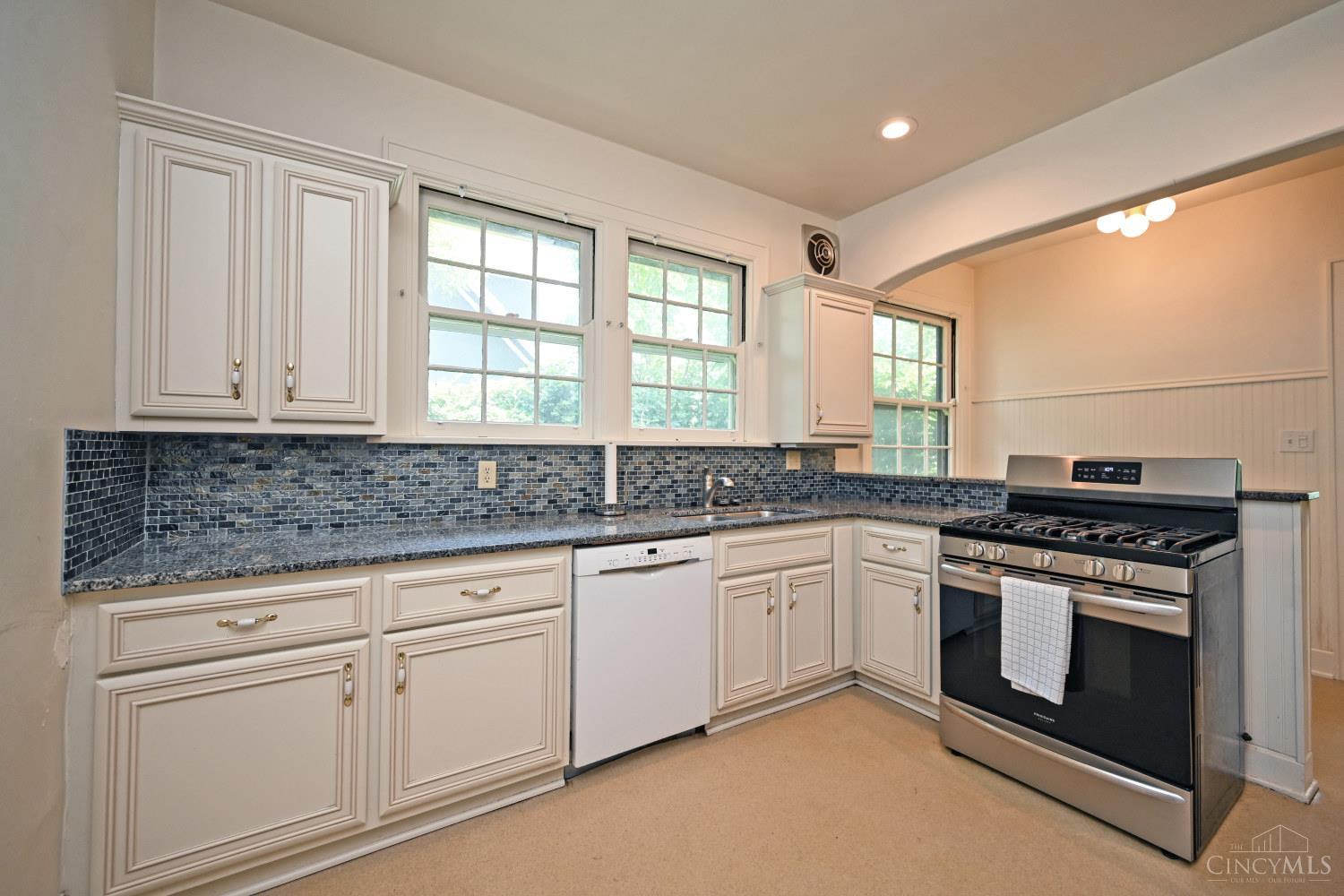 2921 Van Dyke Drive