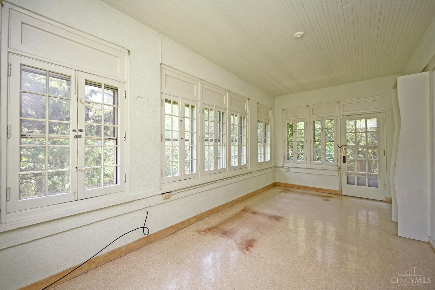 2921 Van Dyke Drive