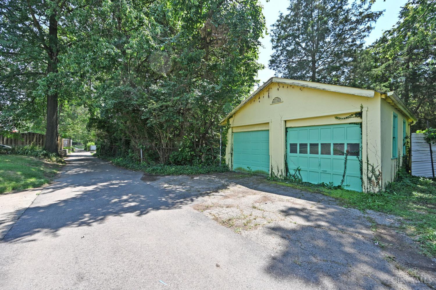 2921 Van Dyke Drive