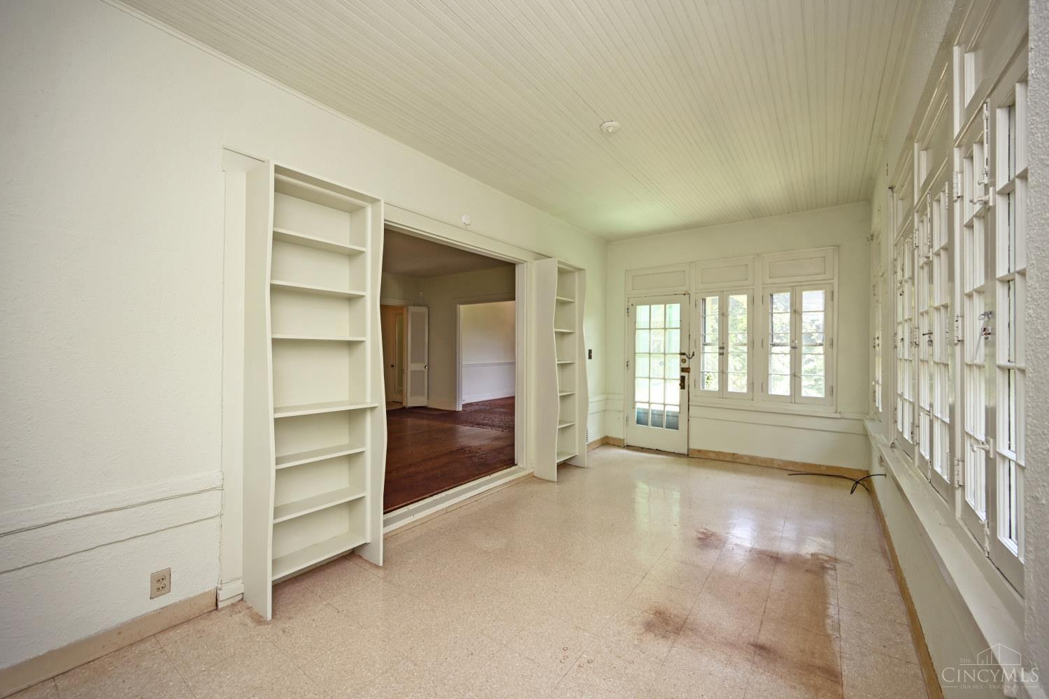 2921 Van Dyke Drive