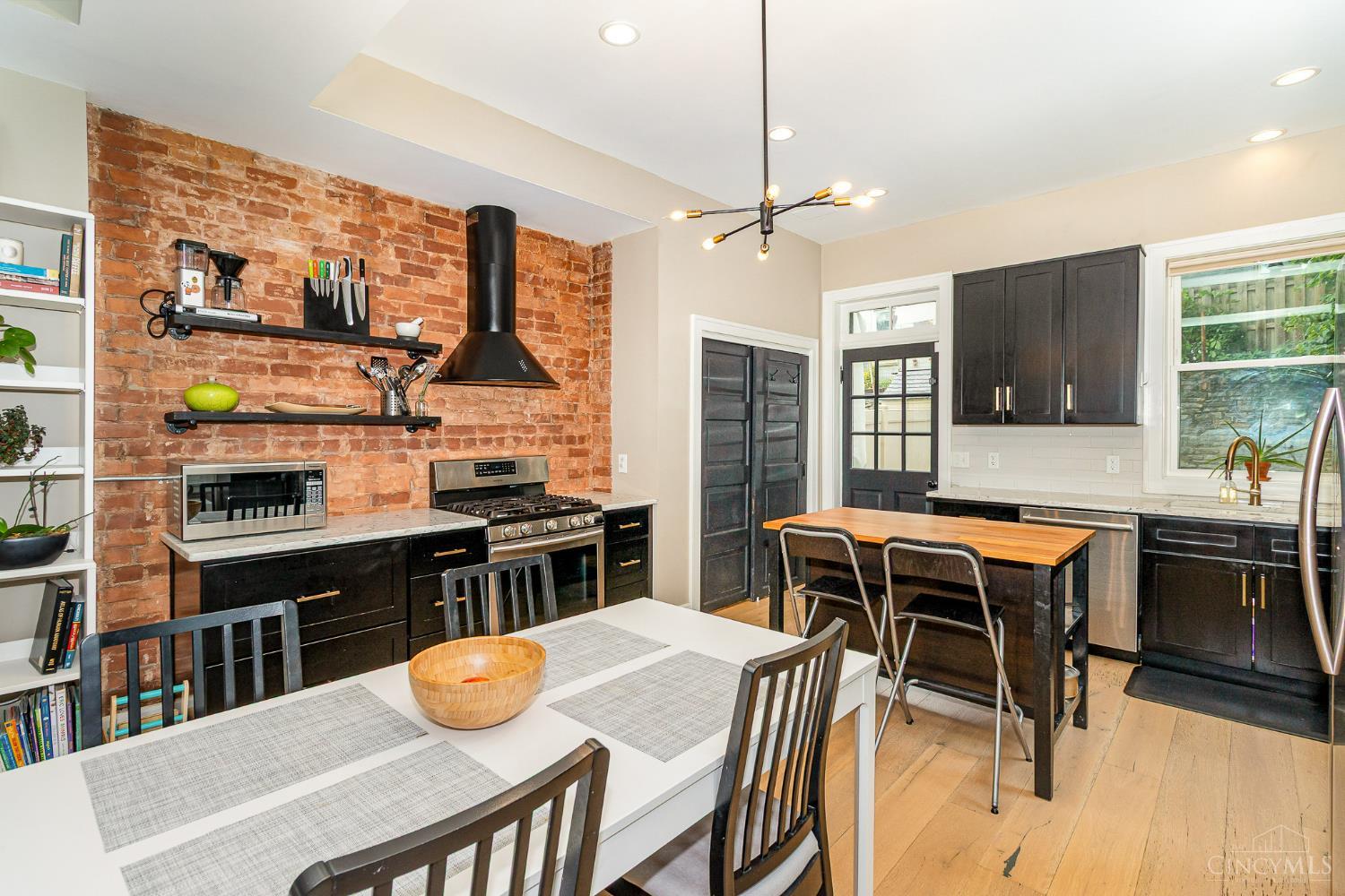 1756 Hanfield Street