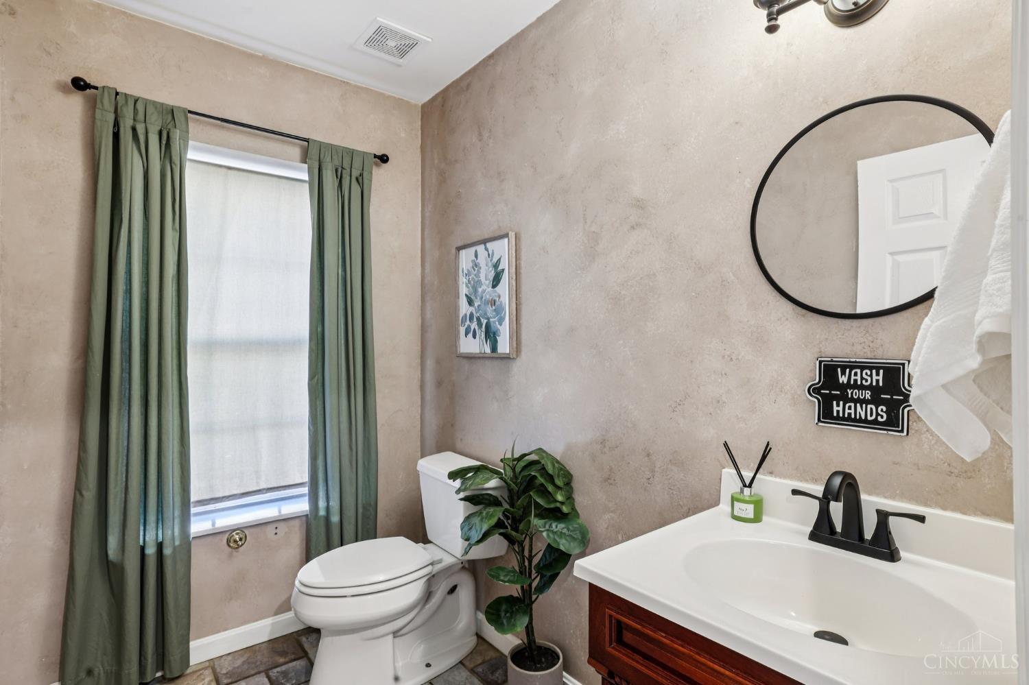 1082 Eight Mile Road