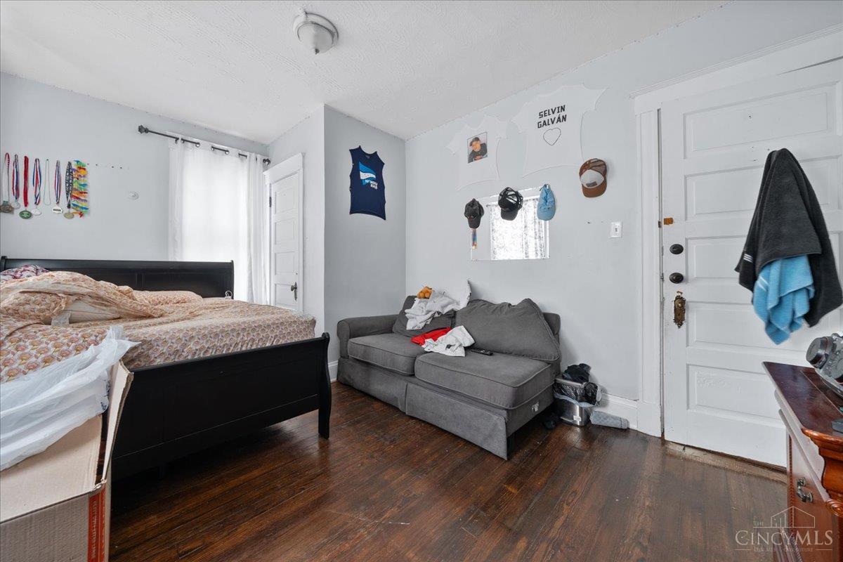 1835 Sherman Avenue