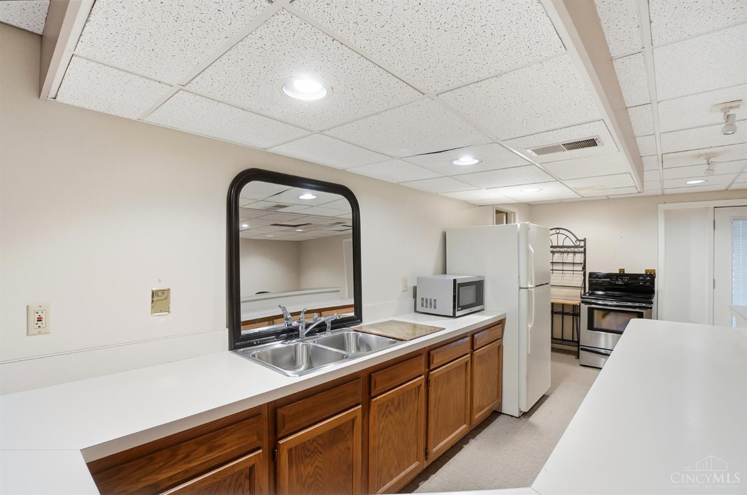 1787 Gloucester Drive