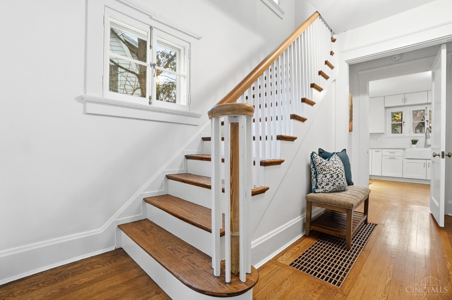 6576 Wooster Pike