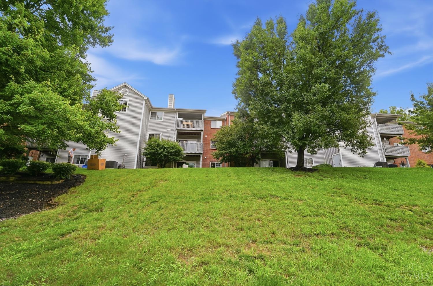 7370 Ridgepoint Drive Unit: 6
