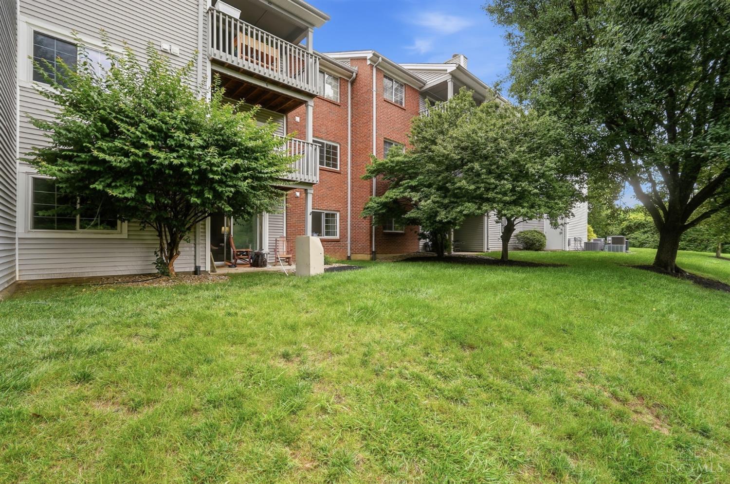 7370 Ridgepoint Drive Unit: 6